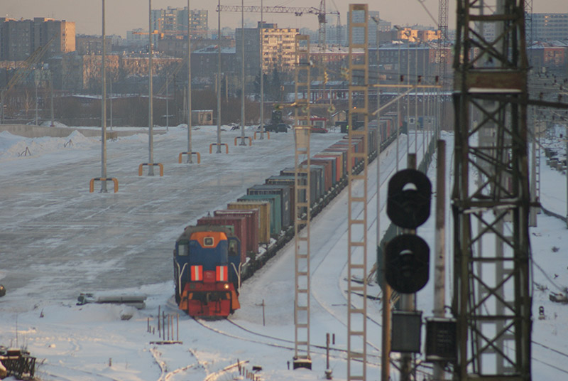 поезд  Усть-Луга - Ховрино
